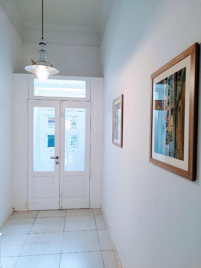 Chic, Stylish Traditional Townhouse With Terrace - St. Paul'S Bay St. Paul's Bay Exterior foto